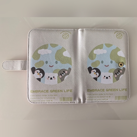 PassportHolder - Picture 3 of 3